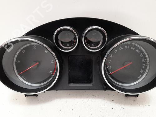 Used Instrument cluster OPEL INSIGNIA A Sports Tourer (G09) 2.0 CDTI (35) (160 hp) 12781464