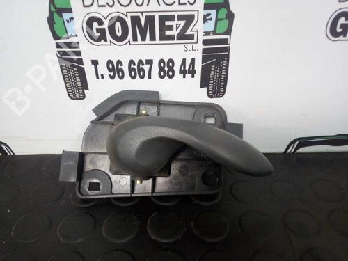 Used Front right interior door handle Front right interior door handle 12750335 12750335