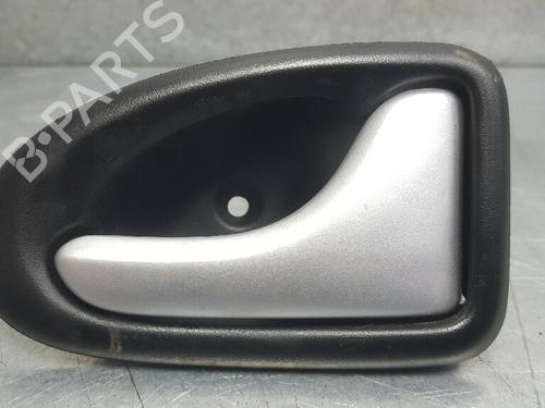front-right-interior-door-handle-dacia-logan-ls_-16-16v-ls09-ls0l-ls0m-ls0p-ls0v-ls18-ls1s-ls1v-7700830079-7700830079-2004-12727540 main image