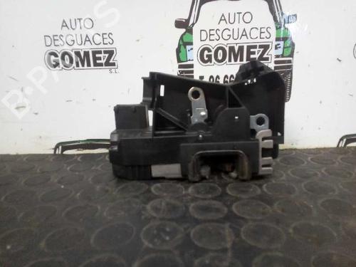 Used Front left lock OPEL VIVARO A Van (X83) 1.9 DTI (F7) (101 hp) 12811383