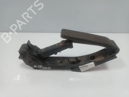 Used Pedal Pedal MERCEDES-BENZ S-CLASS (W220, V220) S 400 CDI (220.028, 220.128) (250 hp) 32707788 32707788