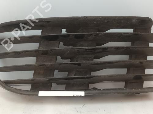 Used Grille BMW 3 (E46) 318 i (143 hp) 29064355