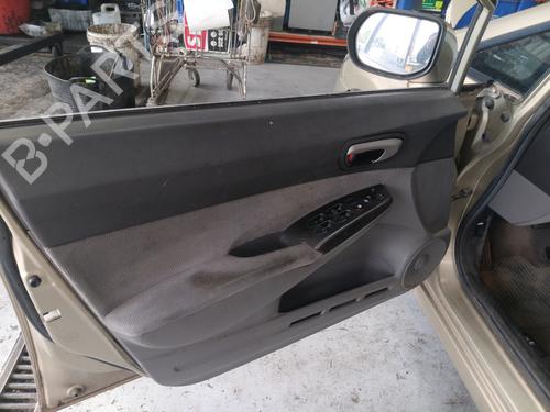 Sikkerhedssele bag højre HONDA CIVIC VIII Saloon (FD, FA) 1.3 IMA (FA3, FD3) | BP17118877I28 