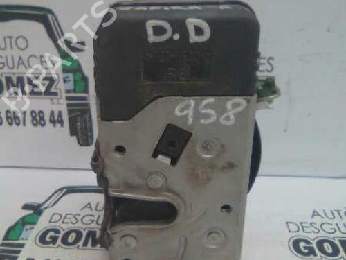 Used Front right lock OPEL ZAFIRA A MPV (T98) 2.2 DTI 16V (F75) (125 hp) 12798541