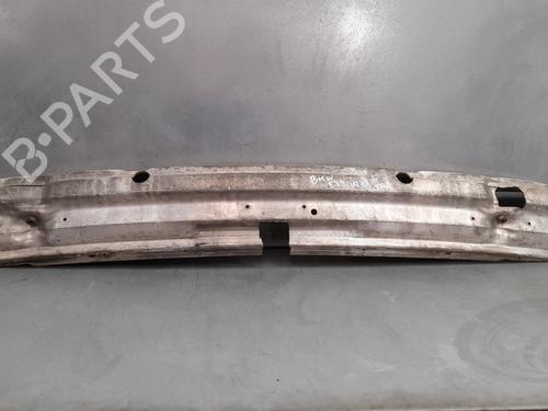 Bumperbalk achter BMW 5 (E39) 525 tds (143 hp) 12711909