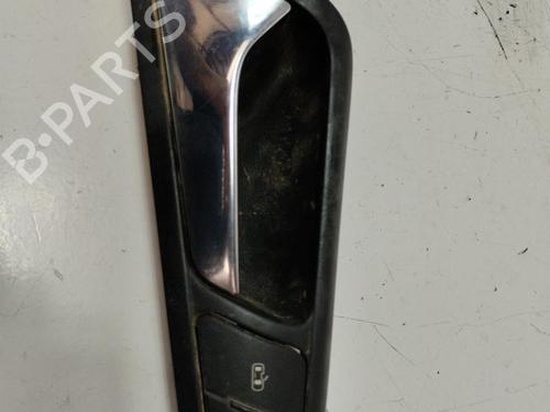 Used Front left interior door handle VW PASSAT B6 (3C2) 2.0 TDI (140 hp) 14918063