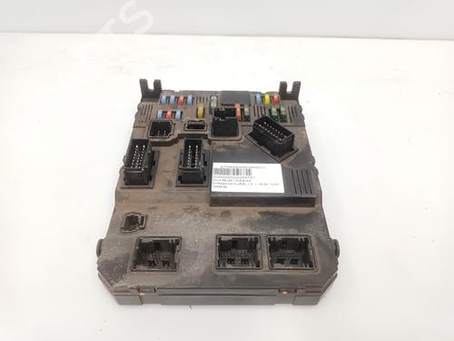 Used Fuse box CITROËN C3 Pluriel (HB_) 1.4 (73 hp) 26130974
