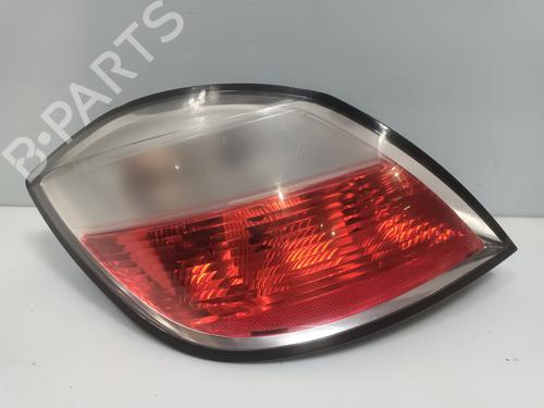 Venstre baglygte OPEL ASTRA H (A04) 1.6 (L48) (105 hp) 30687359