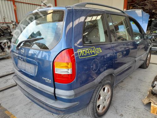 Left taillight OPEL ZAFIRA A MPV (T98) 2.0 DTI 16V (F75) | BP16380406C34 