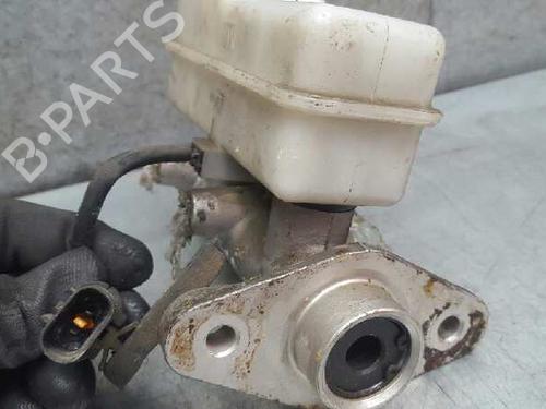 Brake master cylinder HYUNDAI H-1 / STAREX Bus (A1) 2.5 TD 4WD | BP12799748M77 