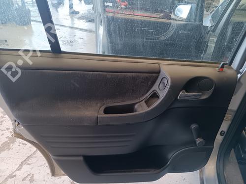 Left front fog light OPEL ZAFIRA A MPV (T98) 2.0 DI 16V (F75) | BP22383947C30 