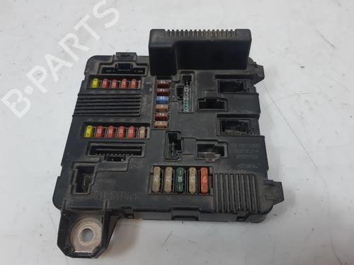 Used Fuse box Fuse box 38408156 38408156