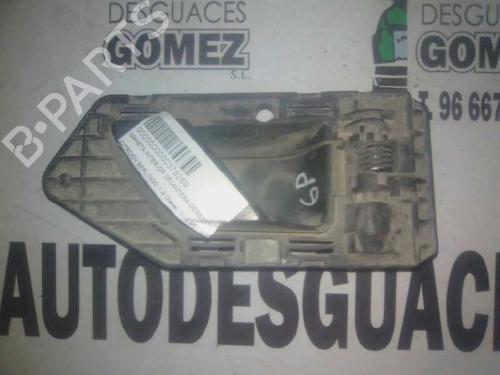 Used Front right interior door handle Front right interior door handle 12795685 12795685