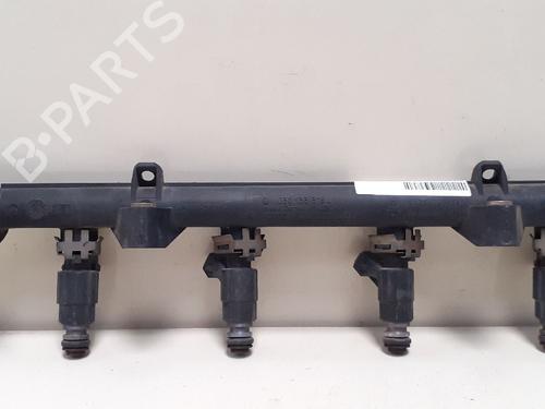 Used Injection rail SEAT IBIZA II (6K1) 1.4 i (60 hp) 12766088