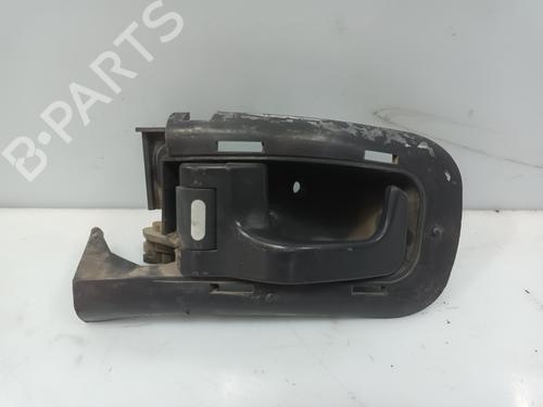 Used Front left interior door handle MERCEDES-BENZ VITO Bus (W638) 110 TD 2.3 (638.174) (98 hp) 28198260