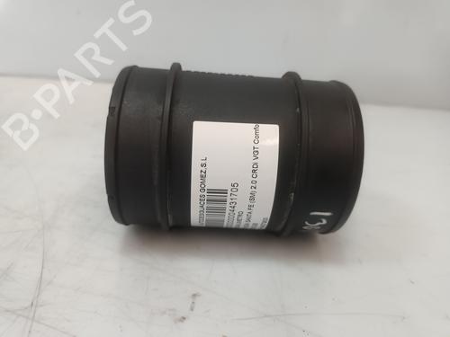 Used Mass air flow sensor HYUNDAI SANTA FÉ I (SM) 2.0 CRDi (113 hp) 30136522