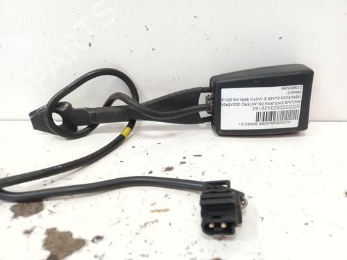 Autre MERCEDES-BENZ E-CLASS (W210) E 200 (210.035) (136 hp) 16081791