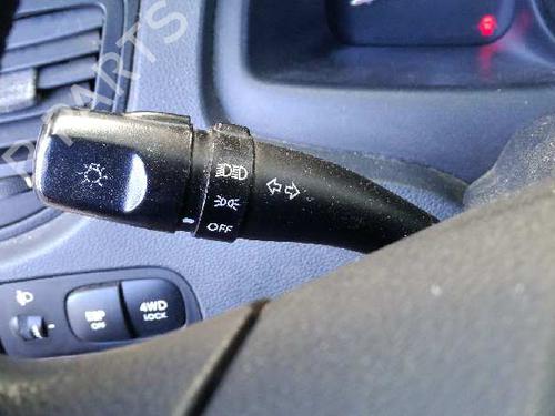 Used Headlight switch KIA SPORTAGE II (JE_, KM_) 2.0 CRDi 4WD (113 hp) 12736400