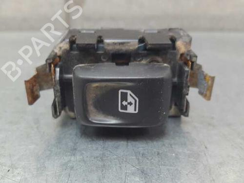 Used Right rear window switch Right rear window switch CHEVROLET TRAILBLAZER (KC_) 4.2 AWD (273 hp) 12731252 12731252