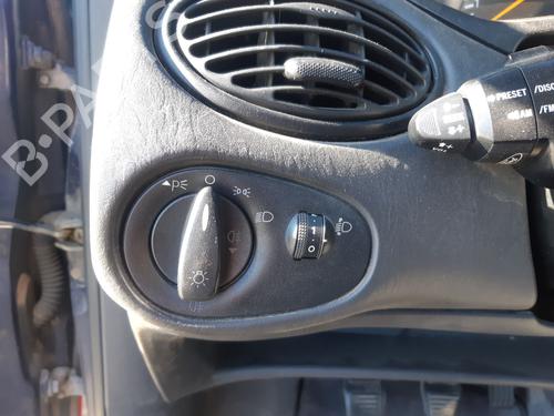 Headlight switch FORD FOCUS I (DAW, DBW) 1.8 Turbo DI / TDDi | BP30891948I24