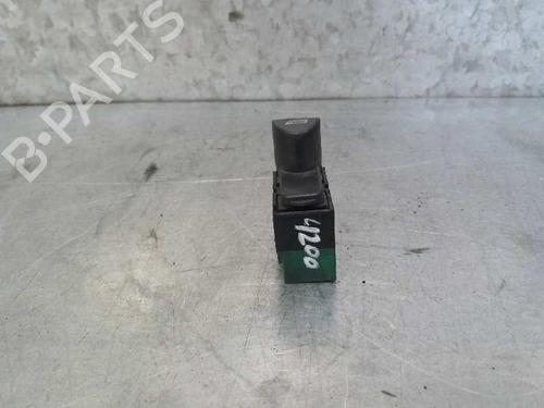 Used Left rear window switch Left rear window switch FIAT MAREA Weekend (185_) 2.4 TD 125 (125 hp) 12704027 12704027