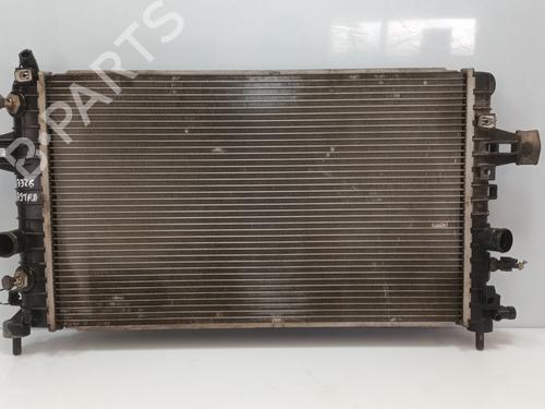 Used Water radiator OPEL ASTRA H (A04) [2004-2014]  32865343