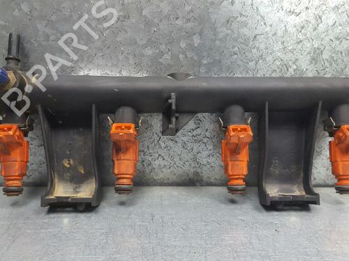 Used Injection rail PEUGEOT 206 CC (2D) 1.6 16V (2DNFUF, 2DNFUR) (109 hp) 12714964