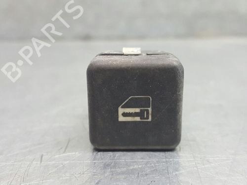 Used Switch Switch BMW 7 (E38) 725 tds (143 hp) 12719447 12719447