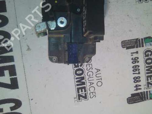 Front left lock OPEL ZAFIRA A MPV (T98) 1.6 16V (F75) | BP12793300C98 