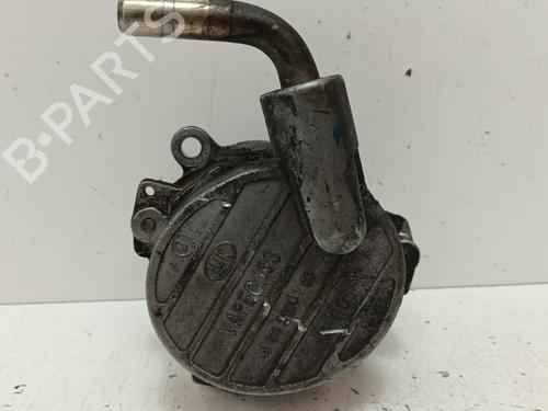 Used Vacuum pump MERCEDES-BENZ VITO Bus (W638) 112 CDI 2.2 (638.194) (122 hp) 12766948