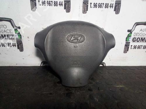 Used Driver airbag HYUNDAI SANTA FÉ I (SM) 2.4 16V (146 hp) 12798726