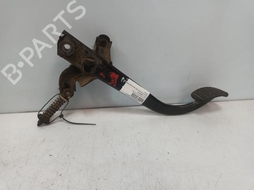 Used Clutch pedal NISSAN PRIMASTAR Van (X83) [2002-2025]  26328615