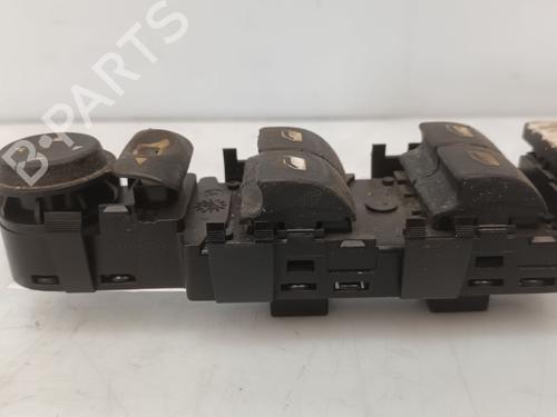Left front window switch CITROËN C4 I (LC_) | BP30096113I27