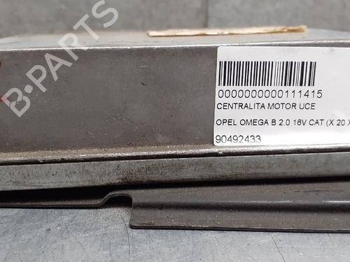 Used Engine control unit (ECU) OPEL OMEGA B (V94) 2.0 16V (F69, M69, P69) (136 hp) 12690125