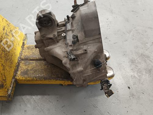 Gearbox NISSAN ALMERA II (N16) 2.2 Di | BP13029211M3 
