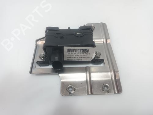 Used Electronic module Electronic module BMW 3 (E90) 320 d (163 hp) 33890645 33890645