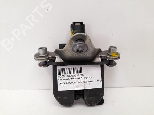 Used Tailgate lock SKODA OCTAVIA II Combi (1Z5) [2004-2013]  12907101