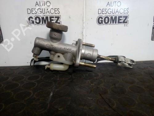 Used Clutch slave cylinder NISSAN ALMERA TINO (V10) 2.2 dCi (112 hp) 13986738