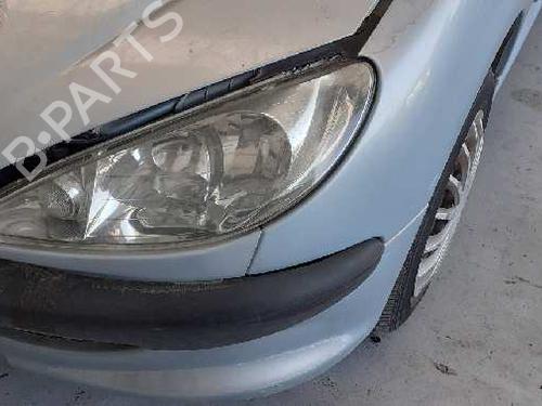 Achsschenkel links vorne PEUGEOT 206 Hatchback (2A/C) 1.1 i | BP12773900M25