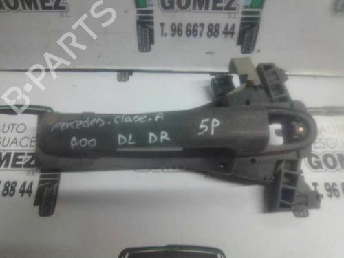 Used Front right exterior door handle MERCEDES-BENZ A-CLASS (W168) A 140 (168.031, 168.131) (82 hp) 12797266