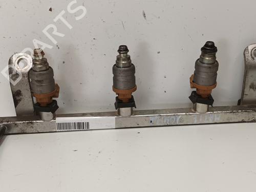 Used Injection rail DAEWOO MATIZ (M100, M150) 1.0 (64 hp) 12791682