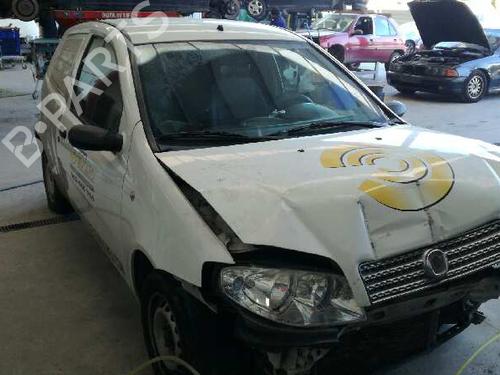 Lampa tylna klapy bagażnika lewa FIAT PUNTO (188_) 1.3 JTD 16V | BP12819757C79 