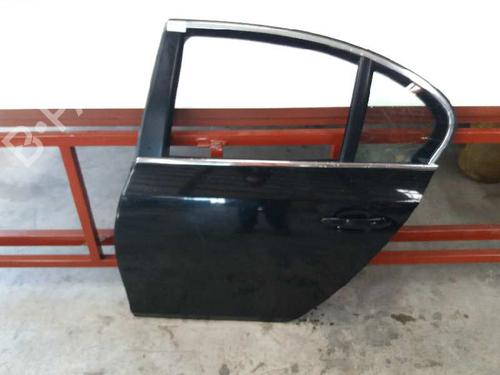 Used Left rear door BMW 5 (E60) 525 d (177 hp) 12715247