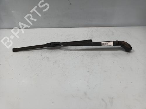 Used Front windshield wiper arm MINI MINI (R56) Cooper D (109 hp) 21052432