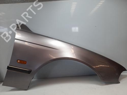 Forskærm Højre Forskærm Højre BMW 5 (E39) 528 i (193 hp) 34637635 34637635