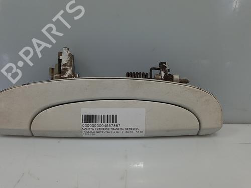 Used Rear right exterior door handle Rear right exterior door handle HYUNDAI GETZ (TB) 1.4 i (97 hp) 35929401 35929401