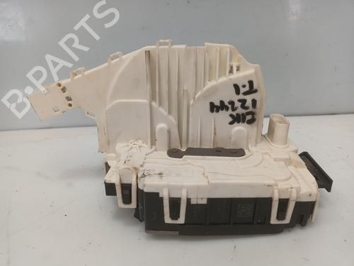 Used Rear left lock MERCEDES-BENZ CLA Coupe (C117) [2013-2019]  25924771