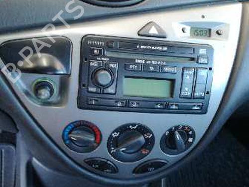 Left front fog light FORD FOCUS I (DAW, DBW) 1.8 TDCi | BP12721142C30