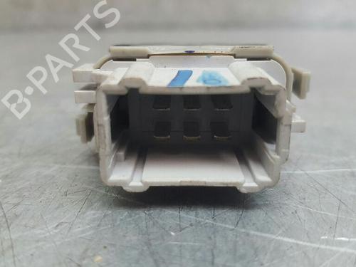 Used Right front window switch RENAULT MEGANE II Saloon (LM0/1_) 1.9 dCi (LM0G, LM1G, LM2C) (120 hp) 12749529