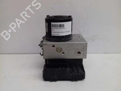 Used ABS pump HYUNDAI SANTA FÉ I (SM) 2.0 CRDi (113 hp) 12816887